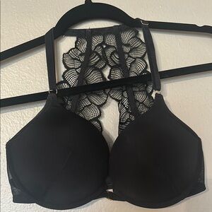 Elegant Black Lace Bra- Add 1.5 cup push up. Front close- 32D